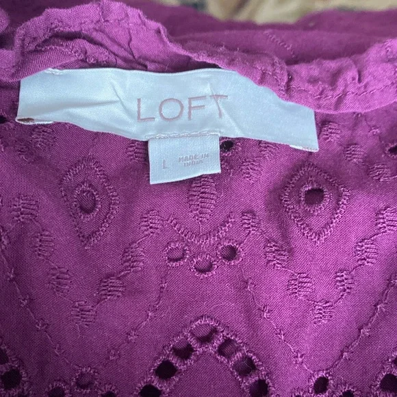 Loft size large purple lace short flutter sleeve blouse - Picture 2 of 6